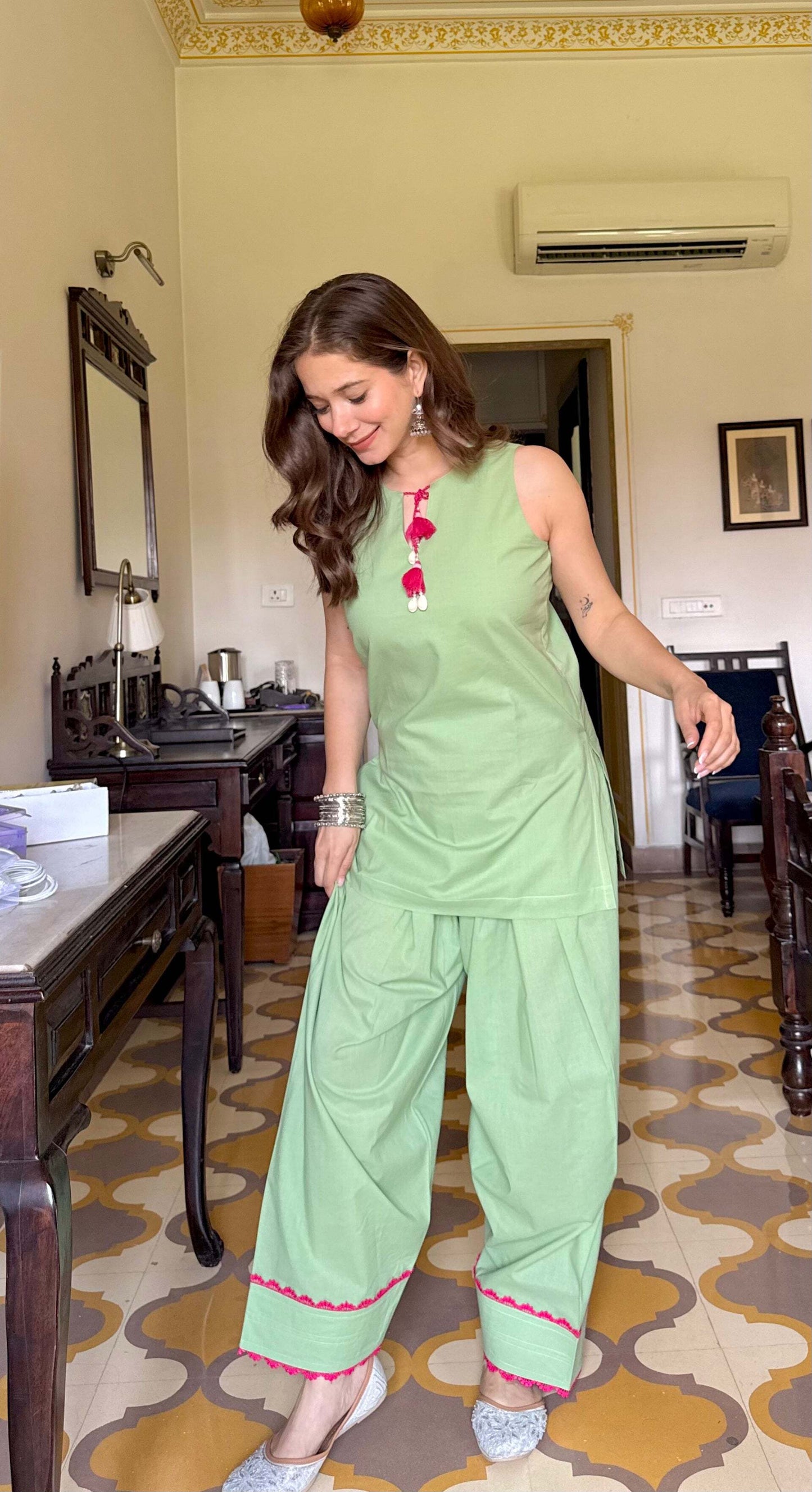 PISTA GREEN FARSHI SET