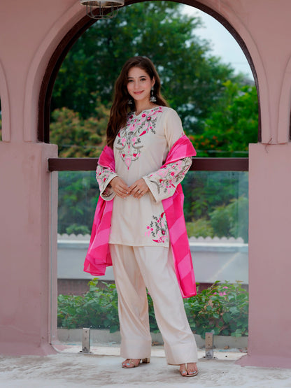 Lahriya Suit Set