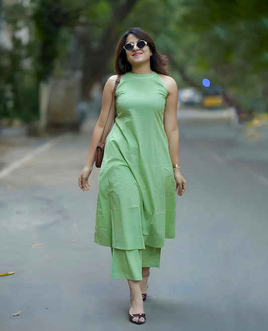 Light, flowy, and beautifully cord set